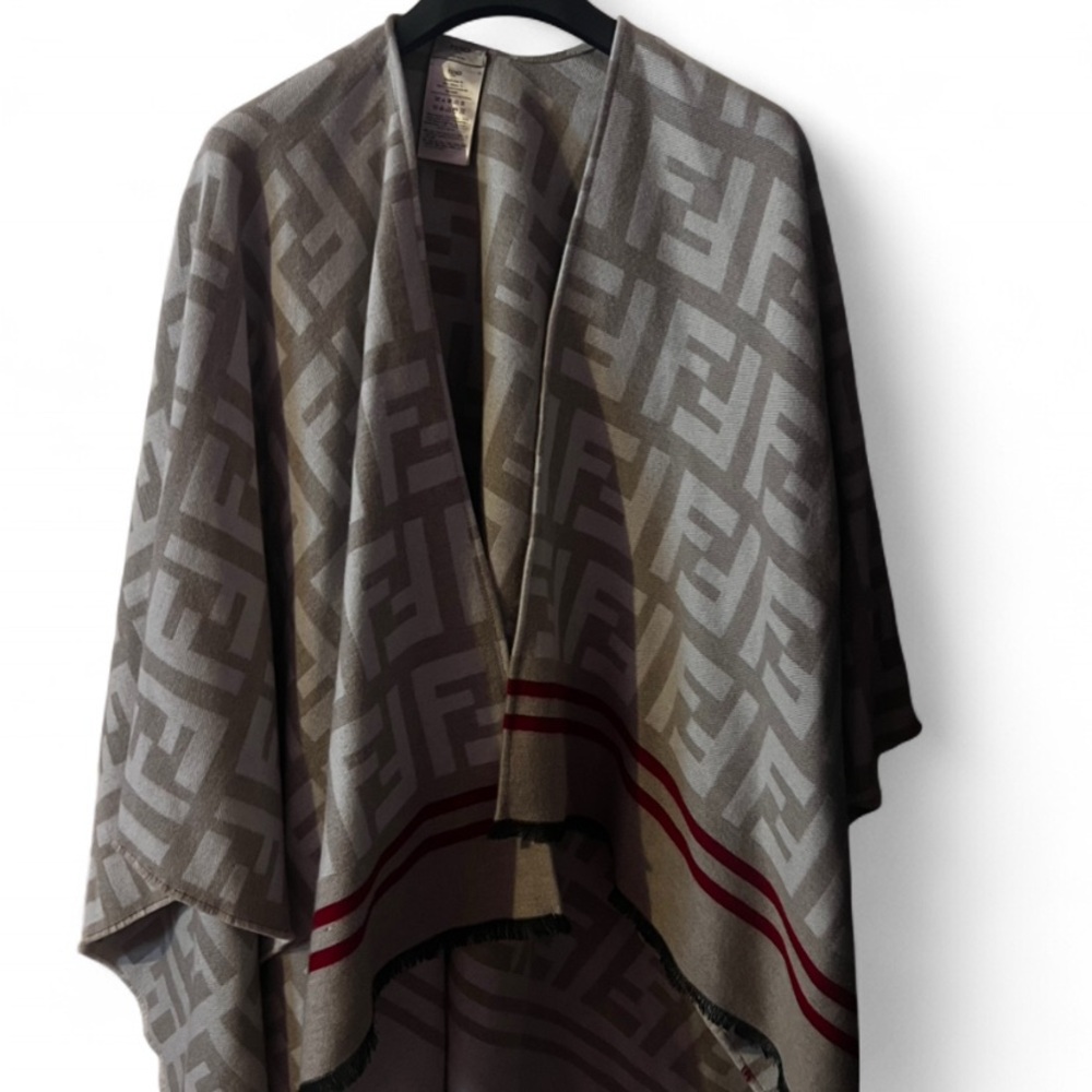 Fendi Poncho